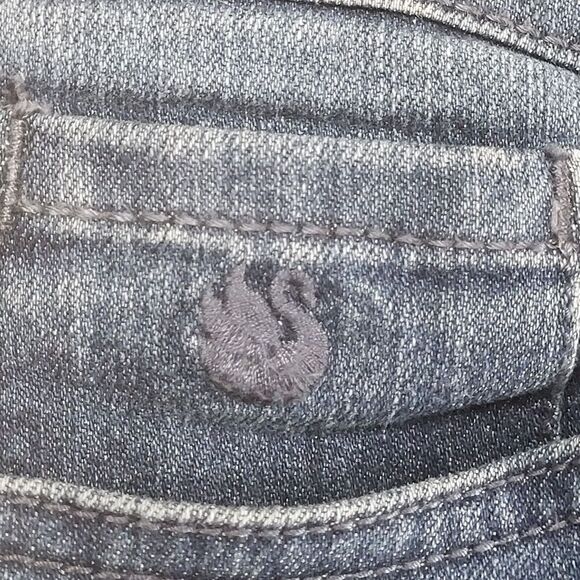 Gloria Vanderbilt Amanda Size 12 Blue Denim Jeans Cotton Stretch 32 x 30 inches - Picture 8 of 14